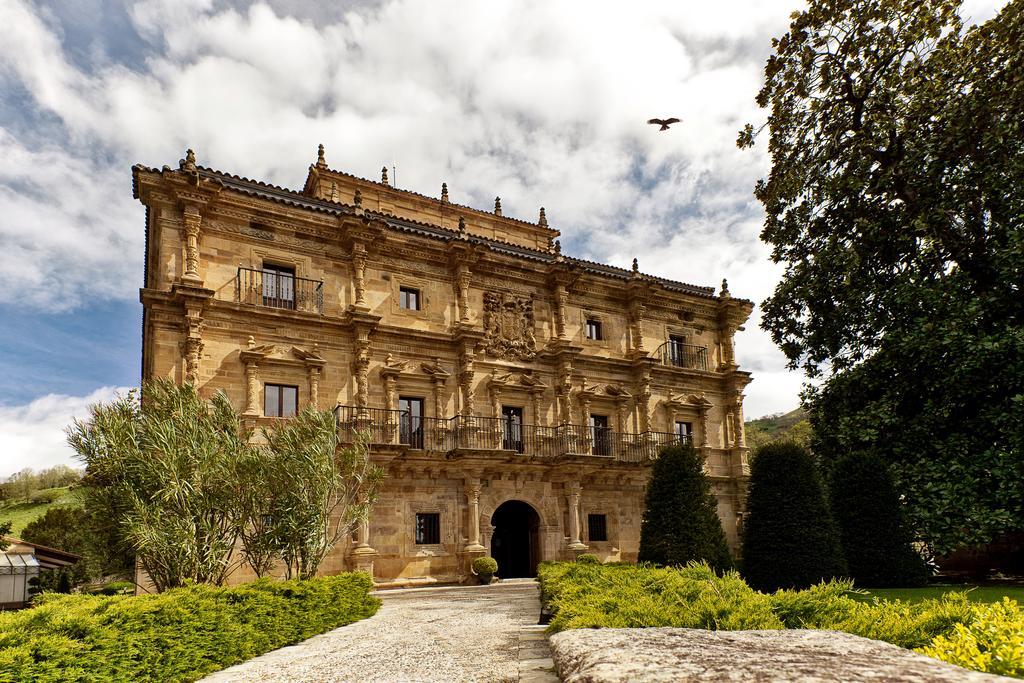 Abba Palacio De Sonanes Hotel Villacarriedo Exterior photo